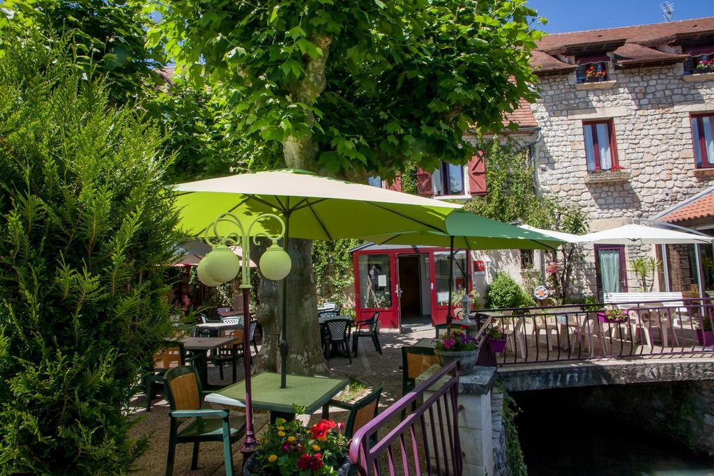 Logis Hotels - Auberge De L'Ile - Hotel 3 Etoiles Et Restaurant Creysse  Екстериор снимка