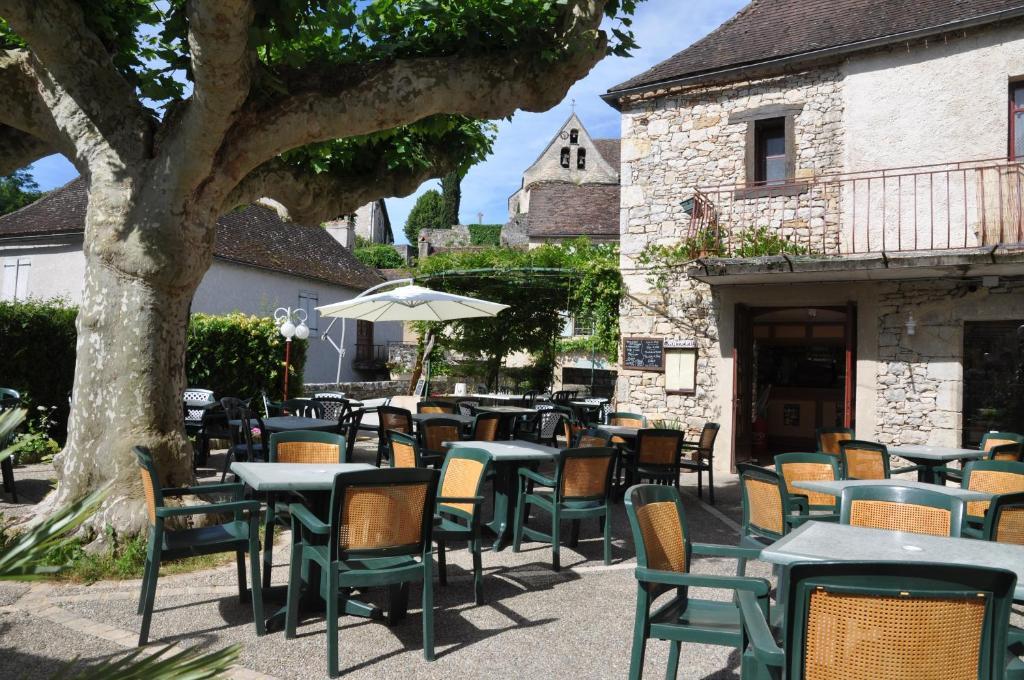 Logis Hotels - Auberge De L'Ile - Hotel 3 Etoiles Et Restaurant Creysse  Екстериор снимка