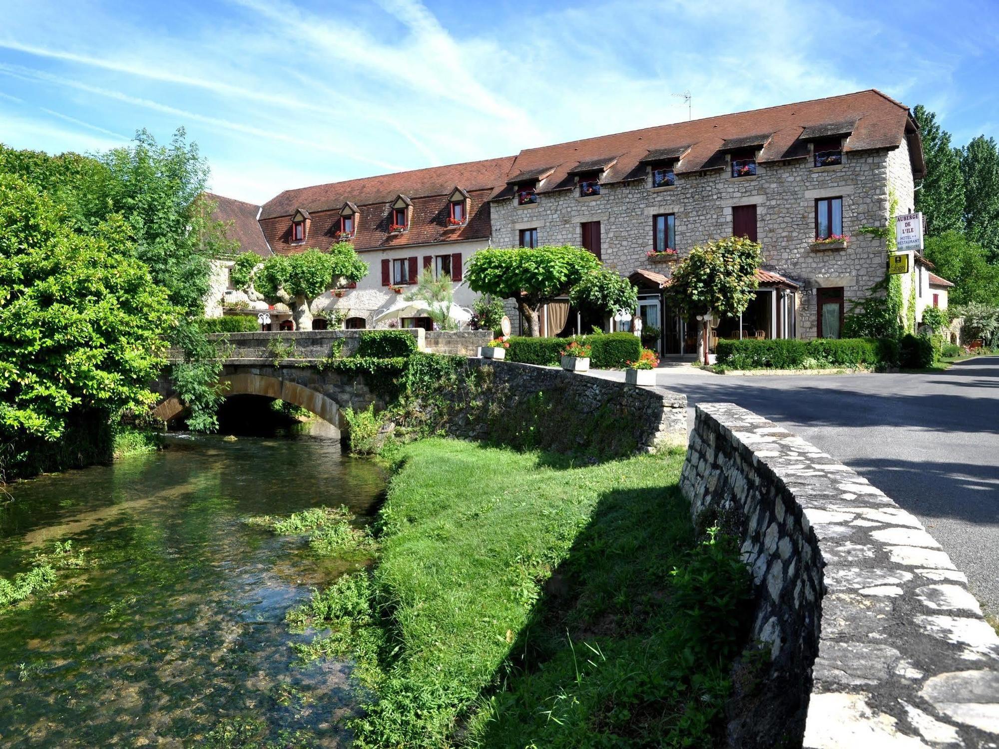 Logis Hotels - Auberge De L'Ile - Hotel 3 Etoiles Et Restaurant Creysse  Екстериор снимка